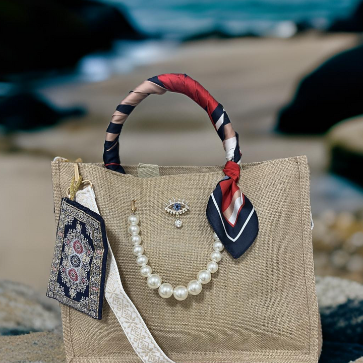 Mavis Taschen